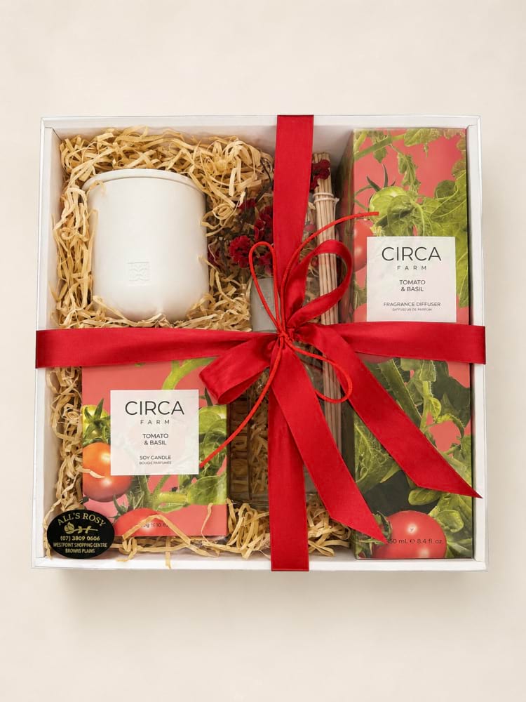 Circa Farm Tomato and Basil Hamper - candle and diffuser gift hamper